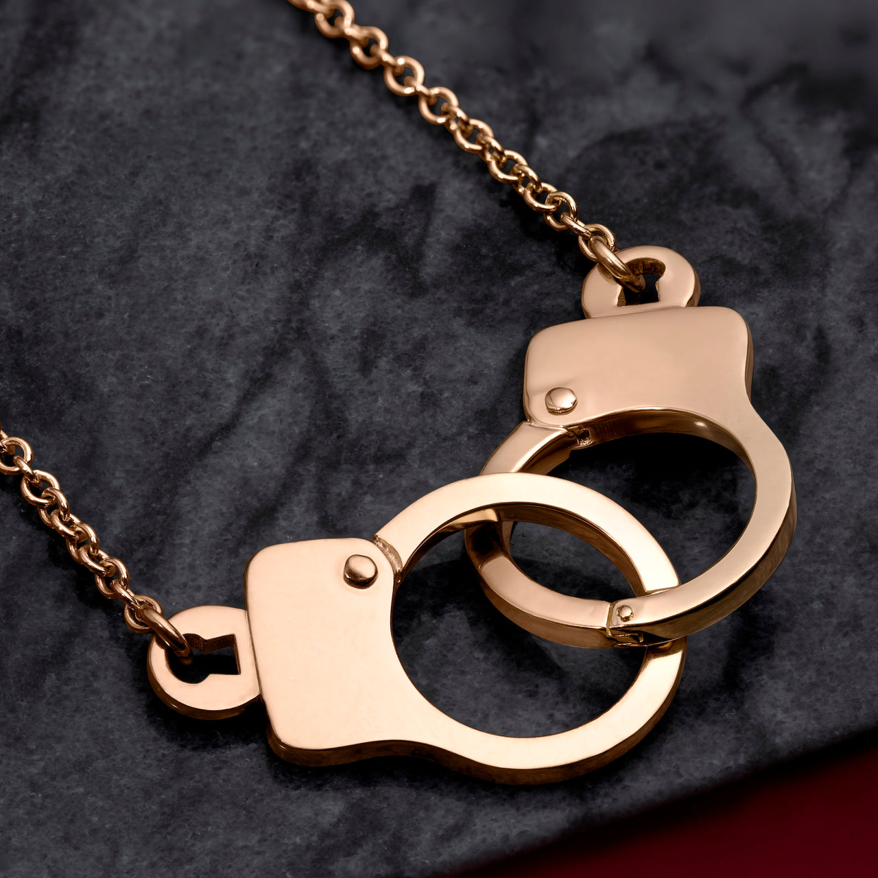 Love Lockdown Interlocking Necklace_Rose Gold_4