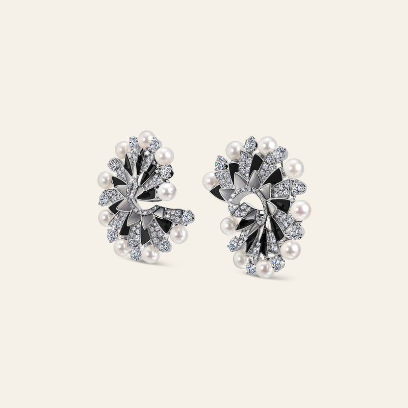 Infinia Pearl Small Earring_White Diamonds With Pearls, Onyx, Special Cut Mother Of Pearl_2