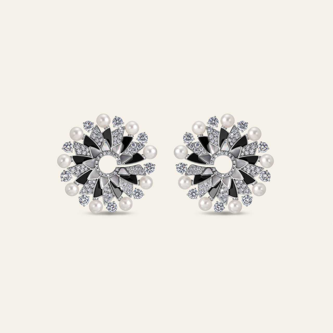 Infinia Pearl Small Earring_White Diamonds With Pearls, Onyx, Special Cut Mother Of Pearl_1