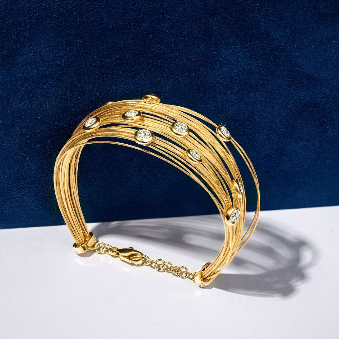 Spread the Love Bracelet_Yellow Gold_White Diamonds_4