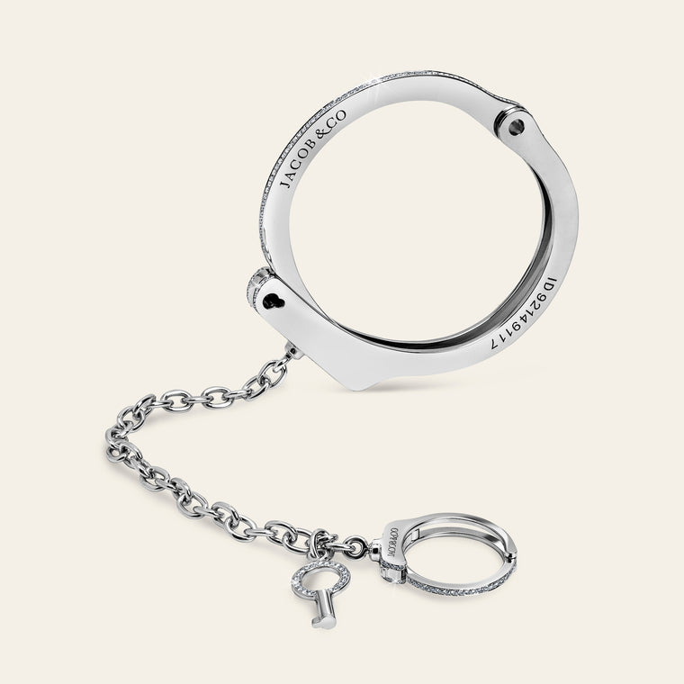Love Lockdown Wristlet_White Gold_White Diamonds_1