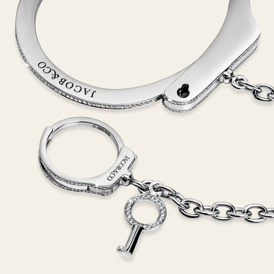 Love Lockdown Wristlet_White Gold_White Diamonds_3
