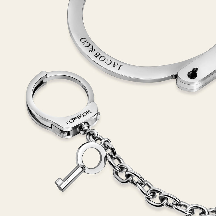 Love Lockdown Wristlet_White Gold_3