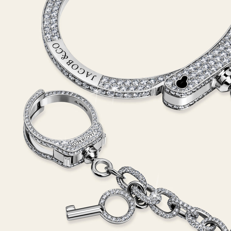 Love Lockdown Wristlet_White Gold_Pave White Diamonds_3