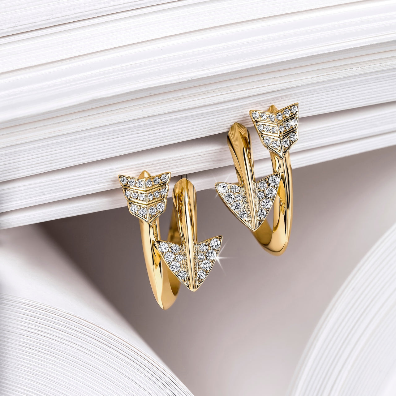 Super Arrow Diamond Earrings_Yellow Gold_White Diamonds_5