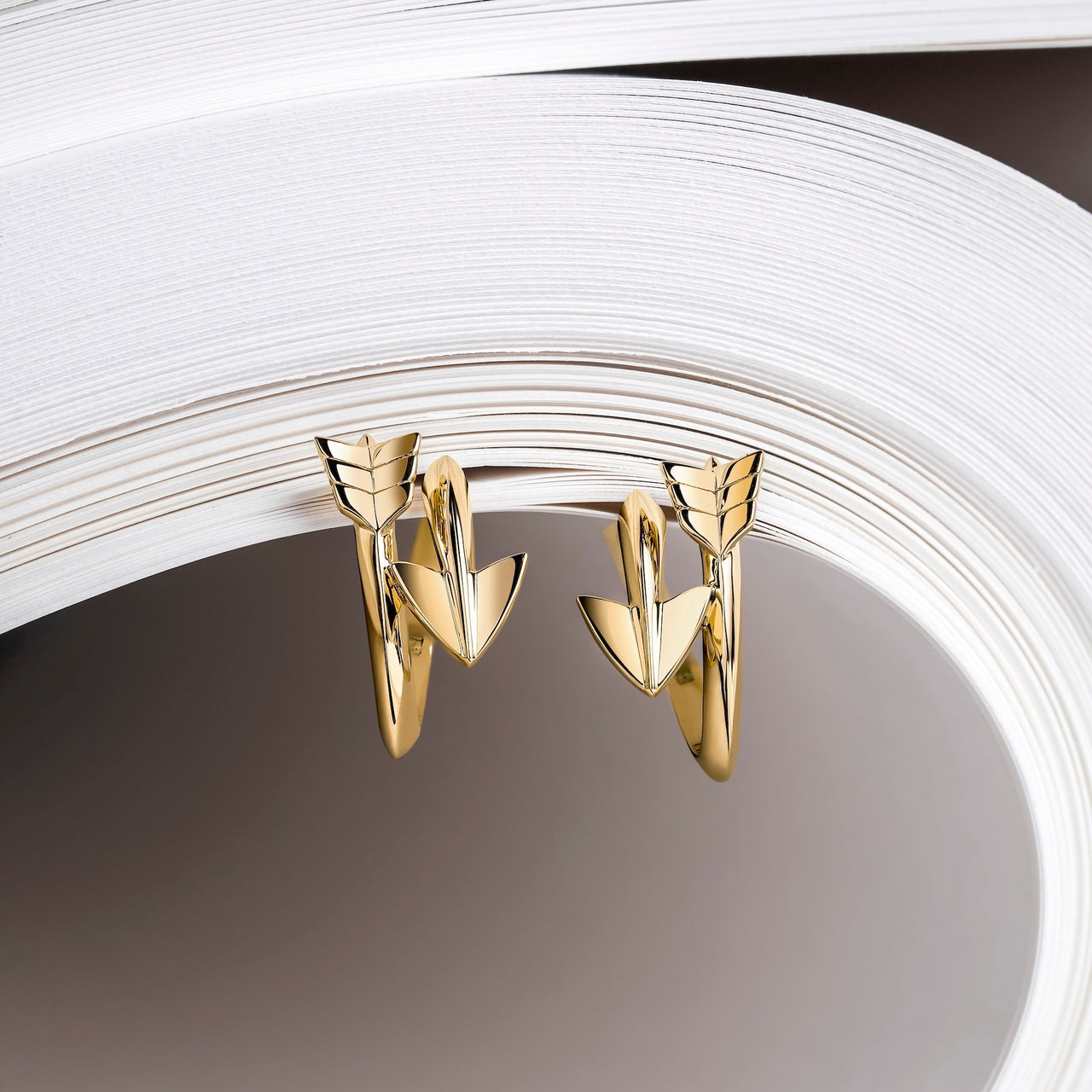 Super Arrow Earrings_Rose Gold_5