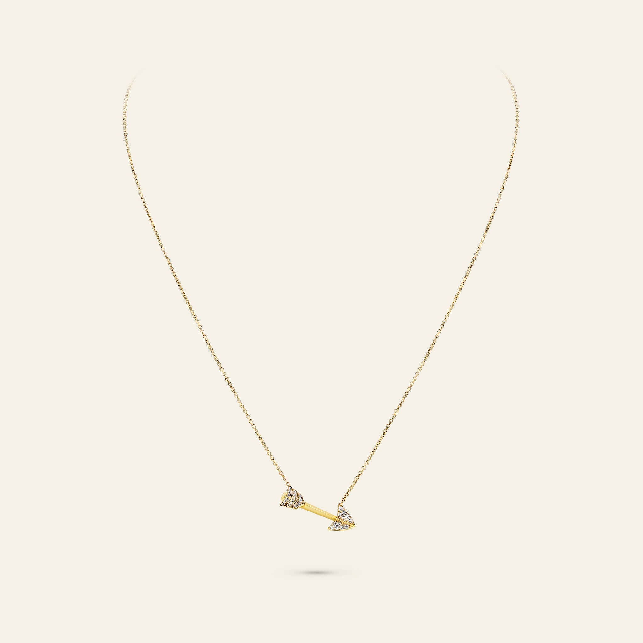 Super Arrow Diamond Pendant_Yellow Gold_White Diamonds_3
