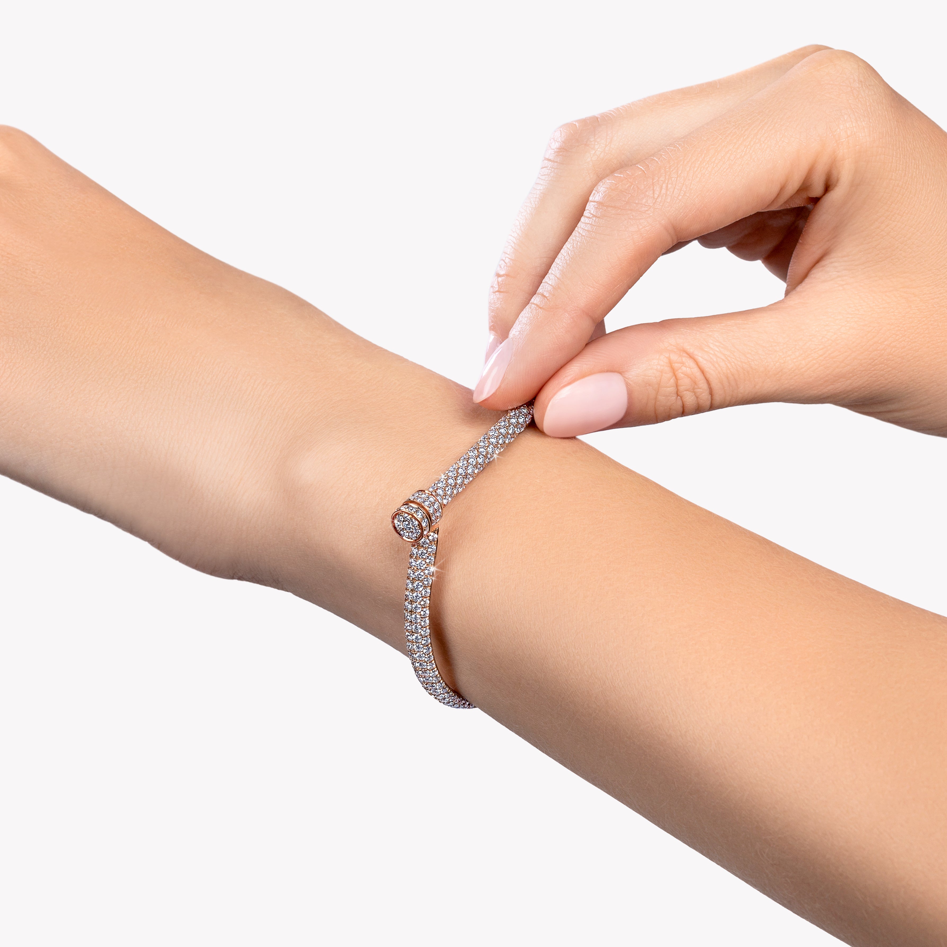 Estribo Diamond Bangle