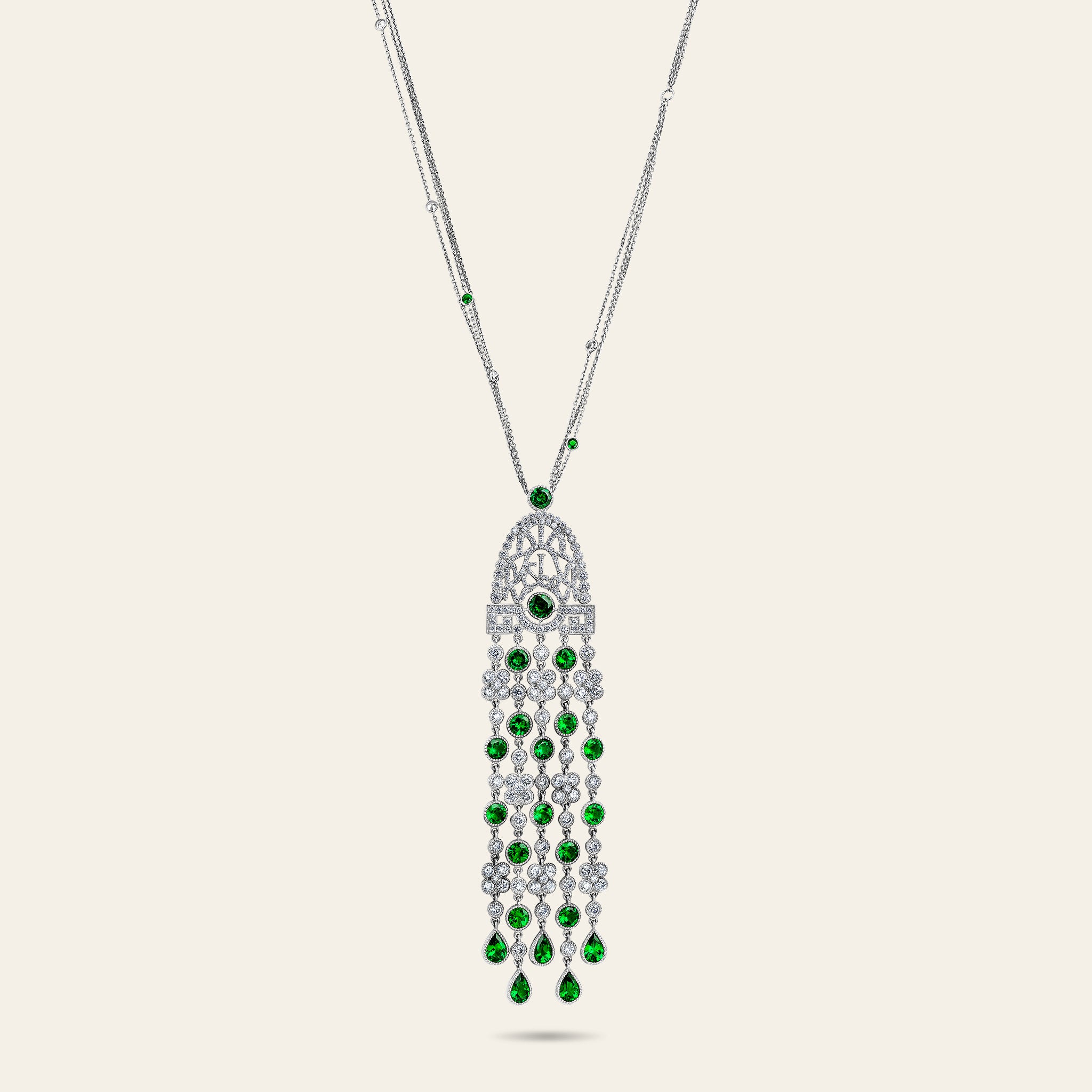 Jezebel Pendant_White Gold_White Diamonds and Tsavorite_1