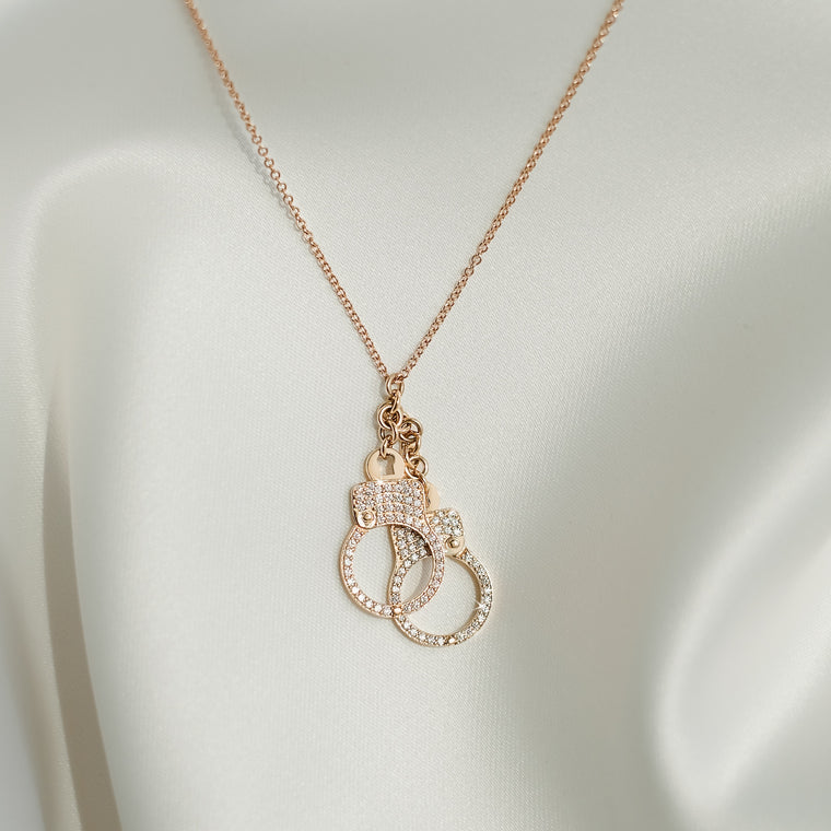 Love Lockdown Diamond Cuff Necklace_Rose Gold_White Diamonds_3