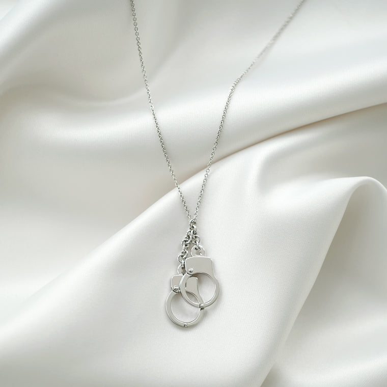Love Lockdown Cuff Necklace_White Gold_3